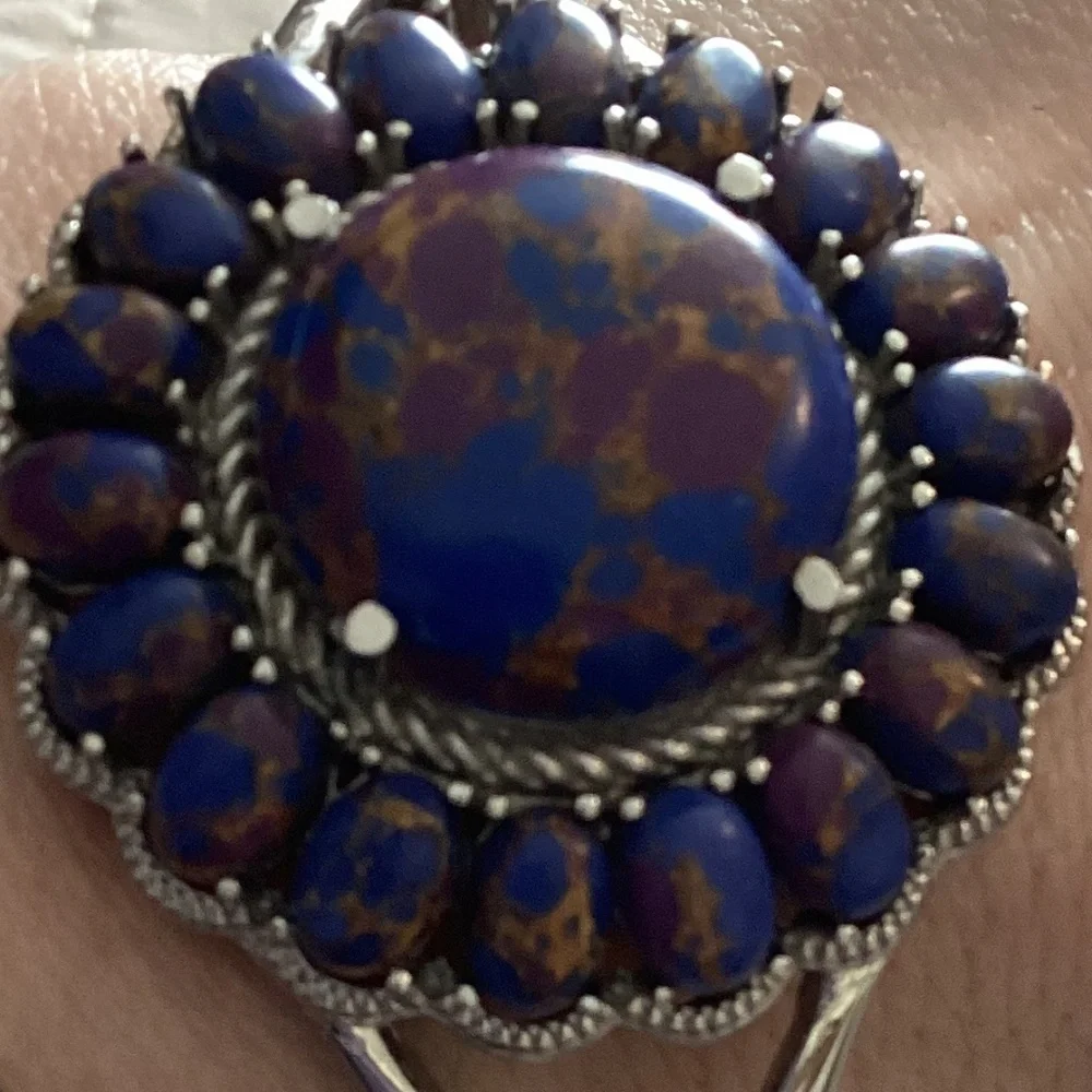 NWOT – Pure Stainless steel, Large round & oval Purple Dahlia bangle bracelet - Picture 5 of 16